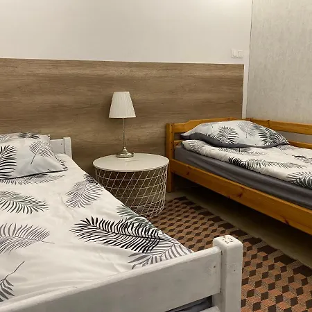 Goscinne K. Warszawy Homestay szállás *