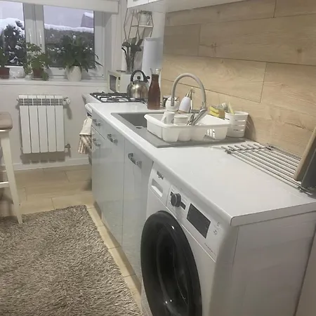 Goscinne K. Warszawy منزل للإقامة زابكي