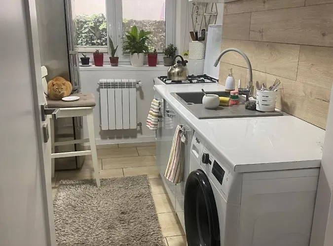 Goscinne K. Warszawy Homestay *