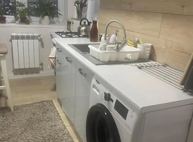 Goscinne K. Warszawy Homestay Zabki